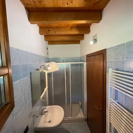 住宿加早餐酒店 La Fiocchina - Magic Place - & In Garda - Countryside Farmhouse, Inside The Middle Of The *