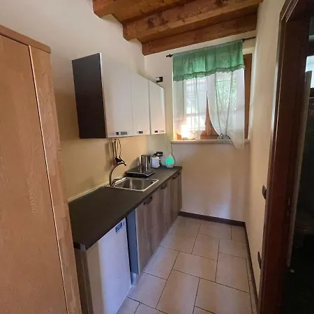 La Fiocchina - Magic Place - & In Garda - Countryside Farmhouse, Inside The Middle Of The