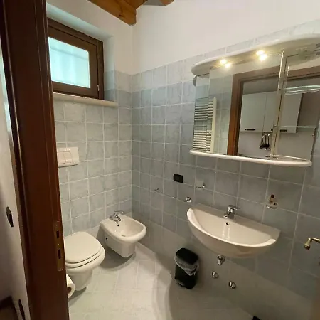 La Fiocchina - Magic Place - & In Garda - Countryside Farmhouse, Inside The Middle Of The *